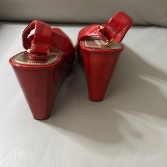 Alfani red platform size 10, medium width - Picture 3 of 5